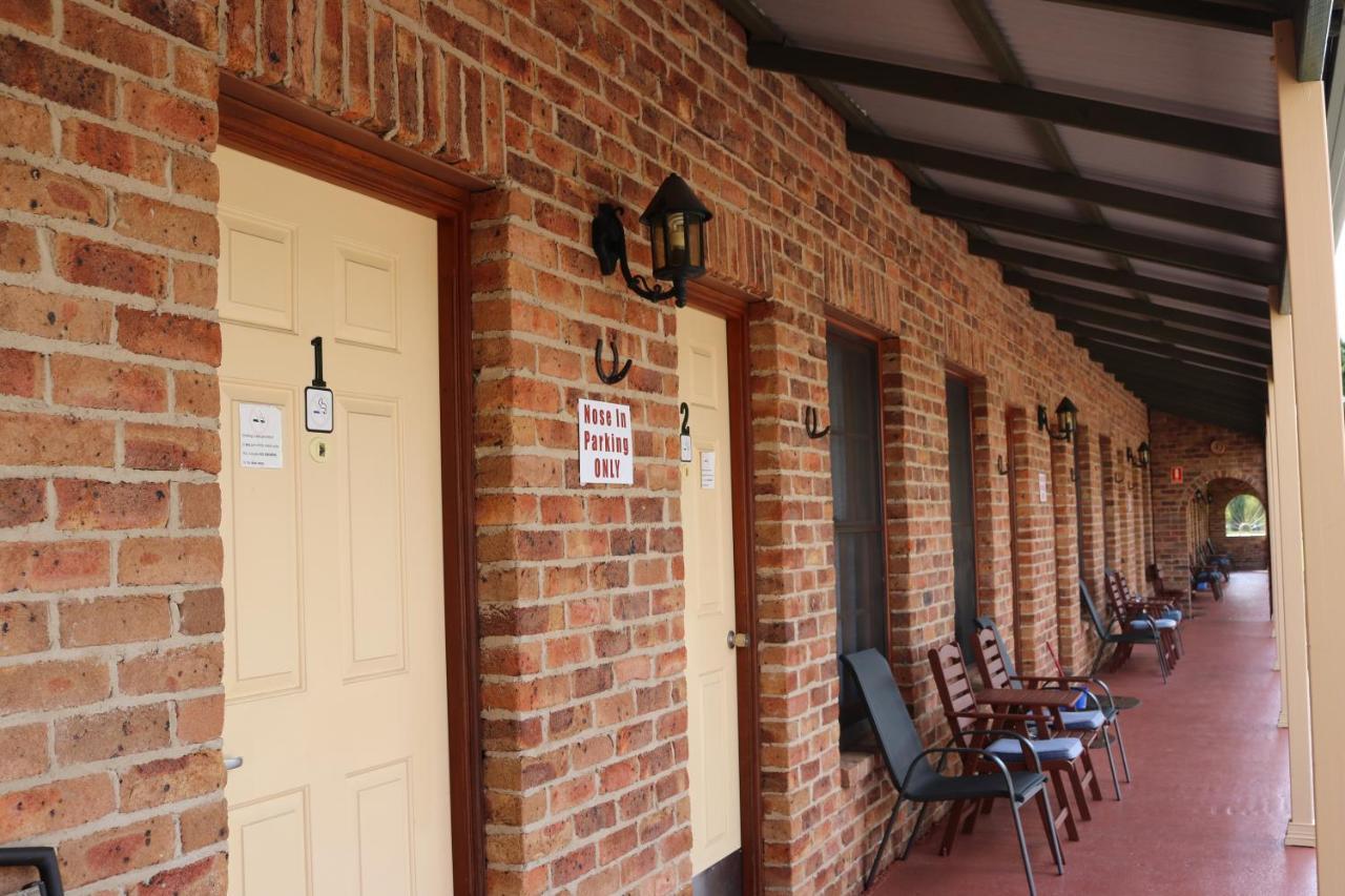 Sandstock Motor Inn Armidale Exterior photo
